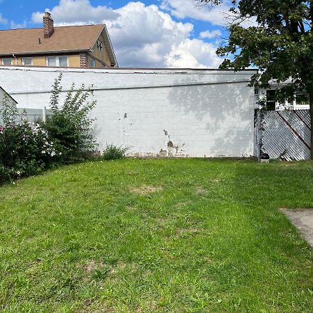 Lovely Three Bedroom Apartment Near Jersey City And Newyork Linden Exterior foto